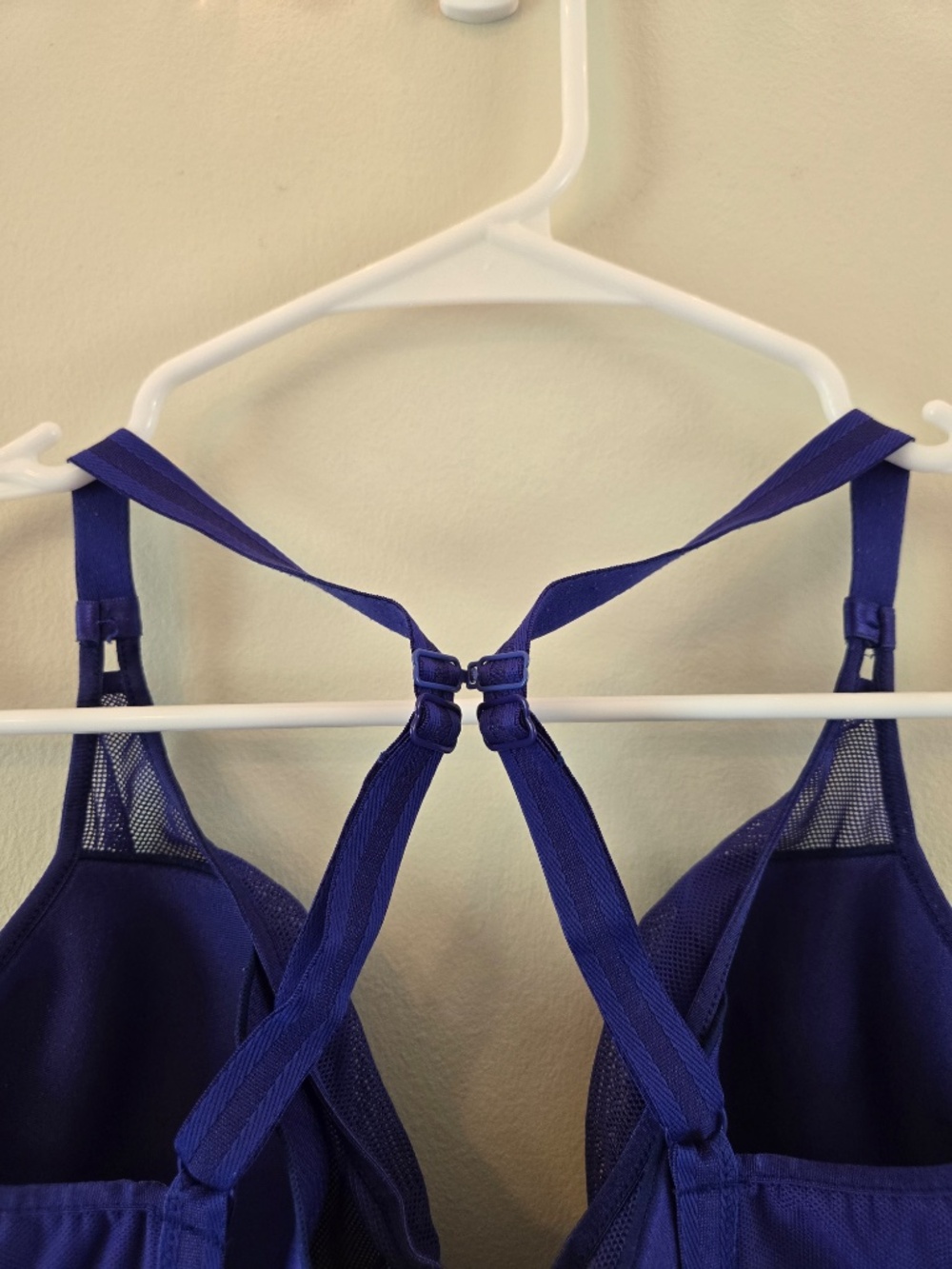 Chantelle Blue Mesh Bra - 34D/E - Picture 4 of 6